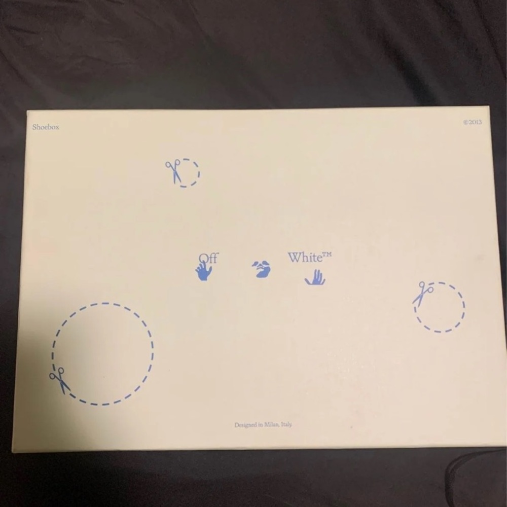 Off-white odsy sandles